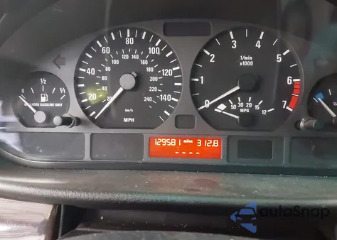 2001 BMW 325I из США, поврежденный, VIN WBAAV33411FU82768